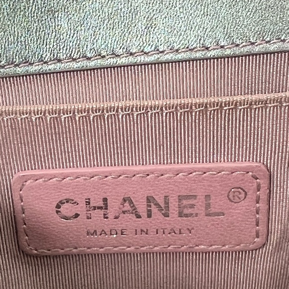 CHANEL MERMAID BOY BAG PURPLE 18S SMALL IRIDESCENT WATER FLAP Ultra Limited SSC - Picture 13 of 17